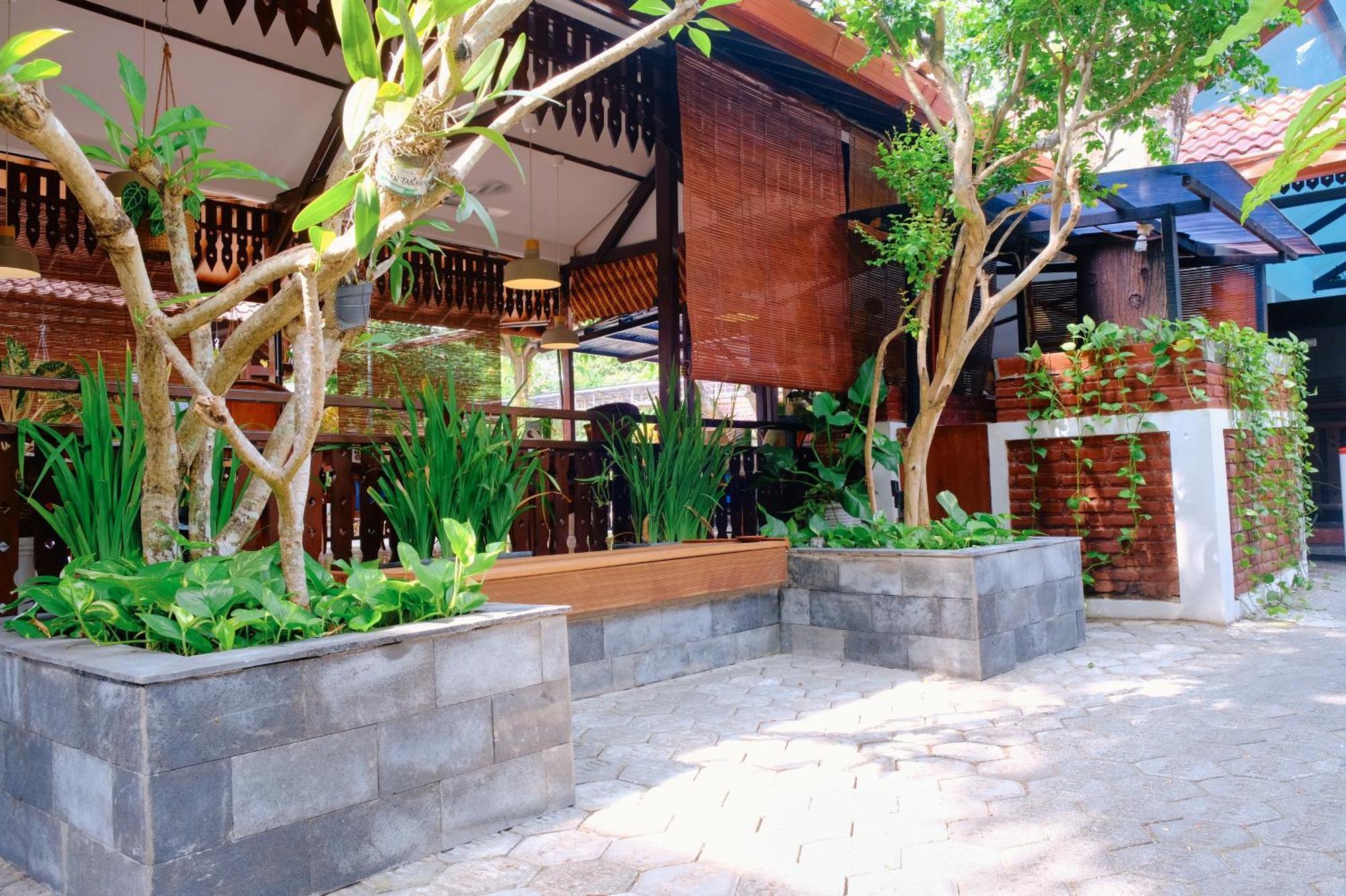 Paku Mas Hotel Maguwo Ngoại thất bức ảnh